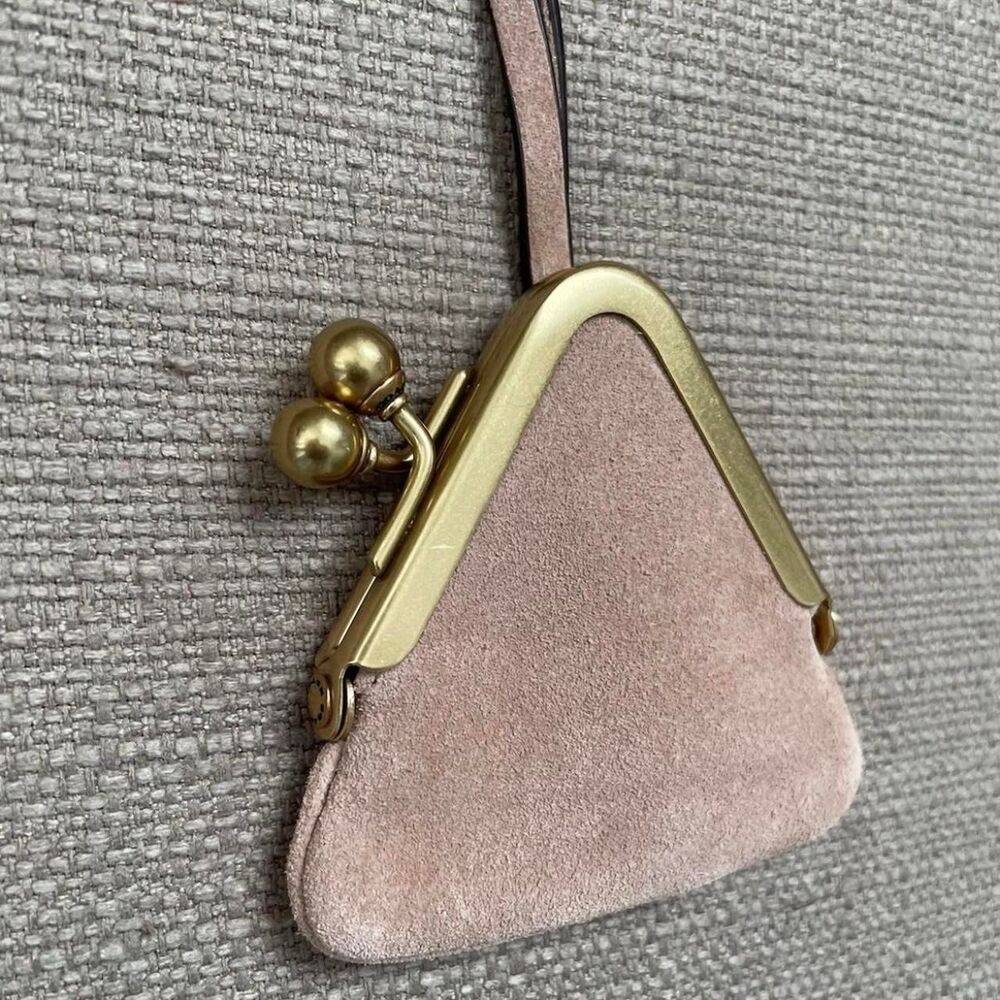 Coach pink nuage Triangle Kisslock pouch - Picture 4 of 5